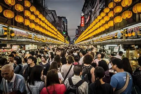  卡羅琳大玩情懷！埃及歌后驚現台北夜市，為新專輯造勢